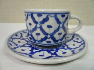 画像1: 青白陶器  カップ＆ソーサー小 
