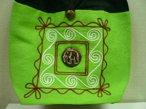 画像2: タイ製コットンバック　刺繍象（黄緑）