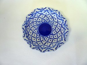 画像2:  青白陶器 花型ギザ23cm