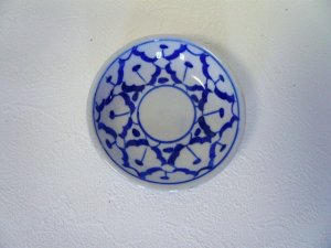 画像2: 青白陶器  小皿丸 