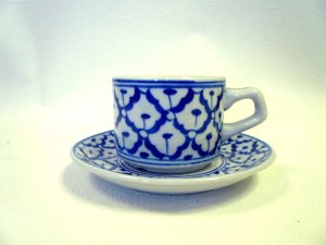 画像2: 青白陶器  カップ＆ソーサー大 