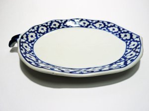 画像2:  青白陶器木の葉型皿24cm