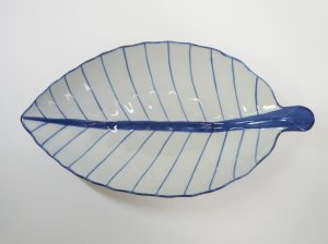 画像2:  青白陶器リーフ 型皿34cm （大)