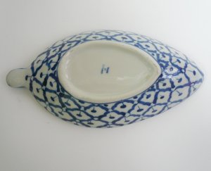 画像4:  青白陶器リーフ 型皿24.5cm