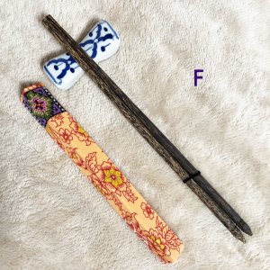 画像9: タイ製　箸1膳　箱型カバー付【バティック柄】