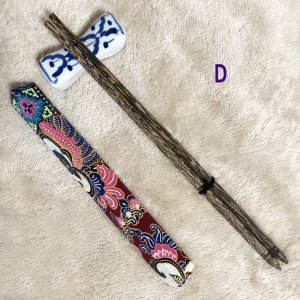 画像7: タイ製　箸1膳　箱型カバー付【バティック柄】