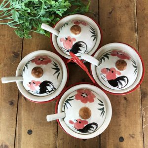 画像4: にわとり柄  調味料入れ(ピンク花・丸形)