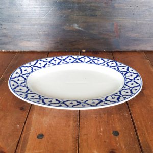 画像2:  青白楕円皿(薄皿)26.5cm 