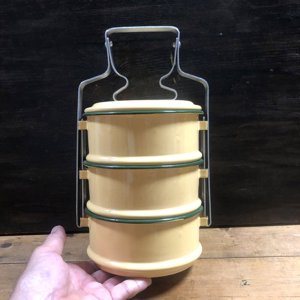 画像4: タイ製　ホーロー　黄色3段　弁当箱