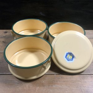 画像2: タイ製　ホーロー　黄色3段　弁当箱