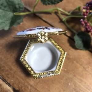 画像5: ギフト用品　陶器ケース蓋付き（B級×6個）