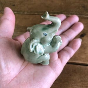 画像6: タイ雑貨　香炉  座り象　グリーン