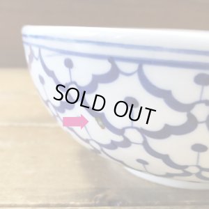 画像6: 【OUTRET】（黒ポチ有り） 青白陶器 お椀　16cm