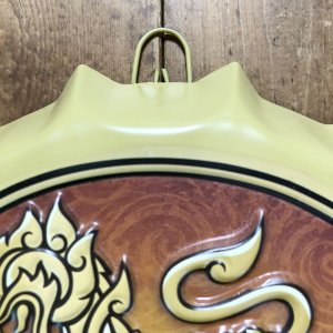画像3: 【SINGHAビール（辛子色）】【ブリキ看板24cm】【ボトルキャップ型】アンティーク　レトロ
