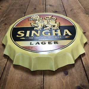 画像4: 【SINGHAビール（辛子色）】【ブリキ看板24cm】【ボトルキャップ型】アンティーク　レトロ