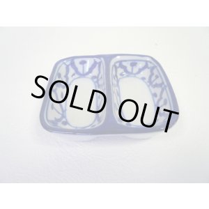 画像:  青白陶器  ２口小皿 