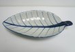 画像1:  青白陶器リーフ 型皿24.5cm （小）