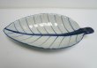 画像1:  青白陶器リーフ 型皿24.5cm