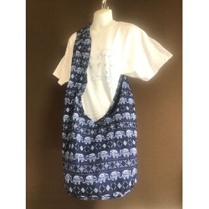 画像: 《タイ雑貨》サドゥーバック 　(4)紺＆小柄象