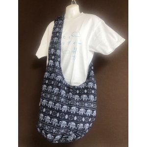 画像: 《タイ雑貨》サドゥーバック 　(3)黒＆小柄象
