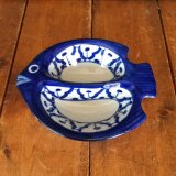 画像:  青白2口魚型小皿