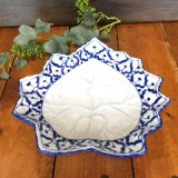 画像:  青白カエデ型中皿