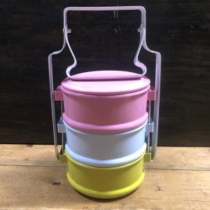 画像: ≪タイ雑貨≫ホーロー ・パステル3段  弁当箱  C