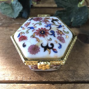 画像: ギフト用品　陶器ケース蓋付き（単品）