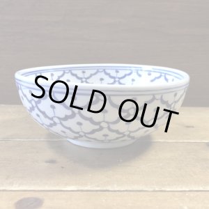 画像: 【OUTRET】（黒ポチ有り） 青白陶器 お椀　16cm