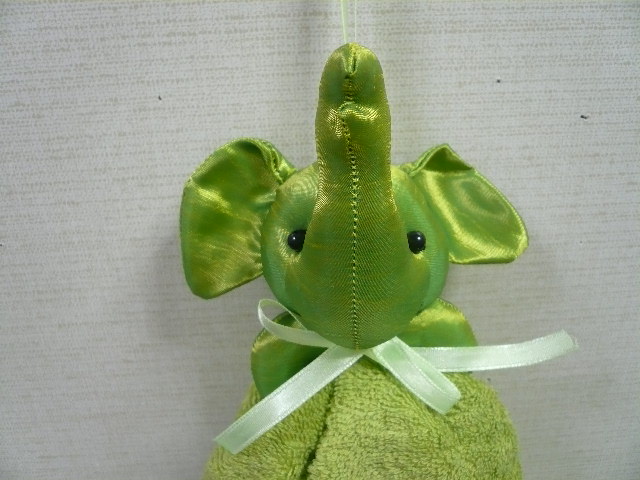 画像2: 象さんのタオル  緑 