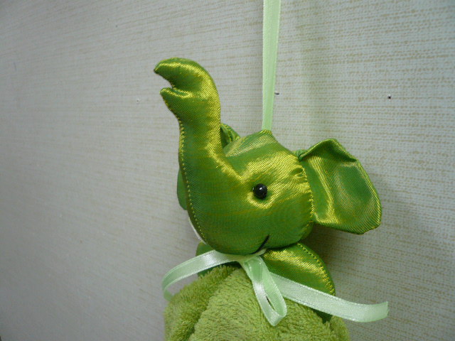 画像1: 象さんのタオル  緑 