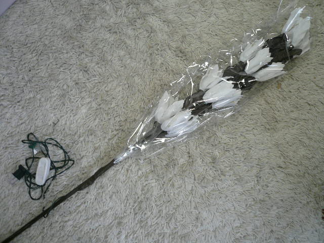 画像: フラワーライト　 花ホワイト竹筒付き