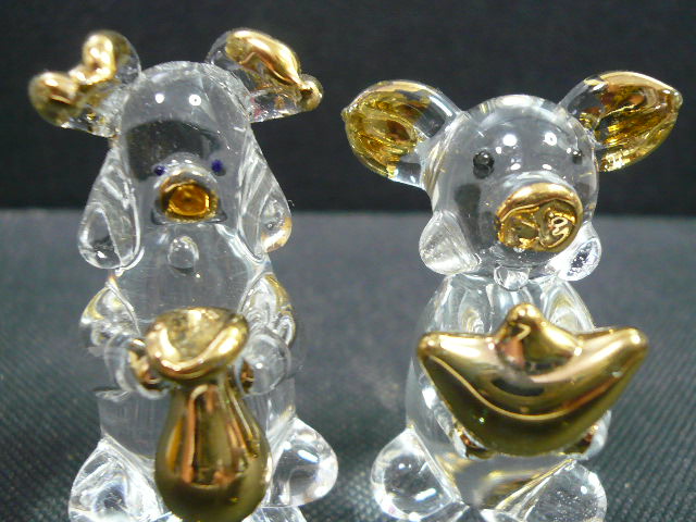 画像: タイ製ガラス細工宝のブタペアー　