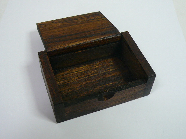 画像: タイ製　木箱小  爪楊枝入れ 
