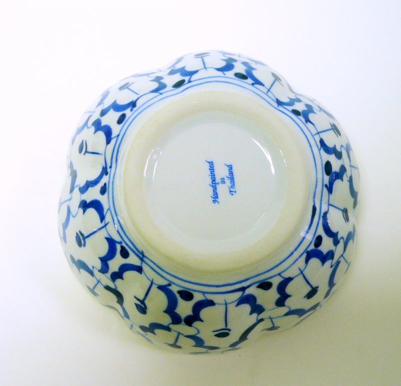 画像3: 青白陶器  丸花ボール皿13cm　