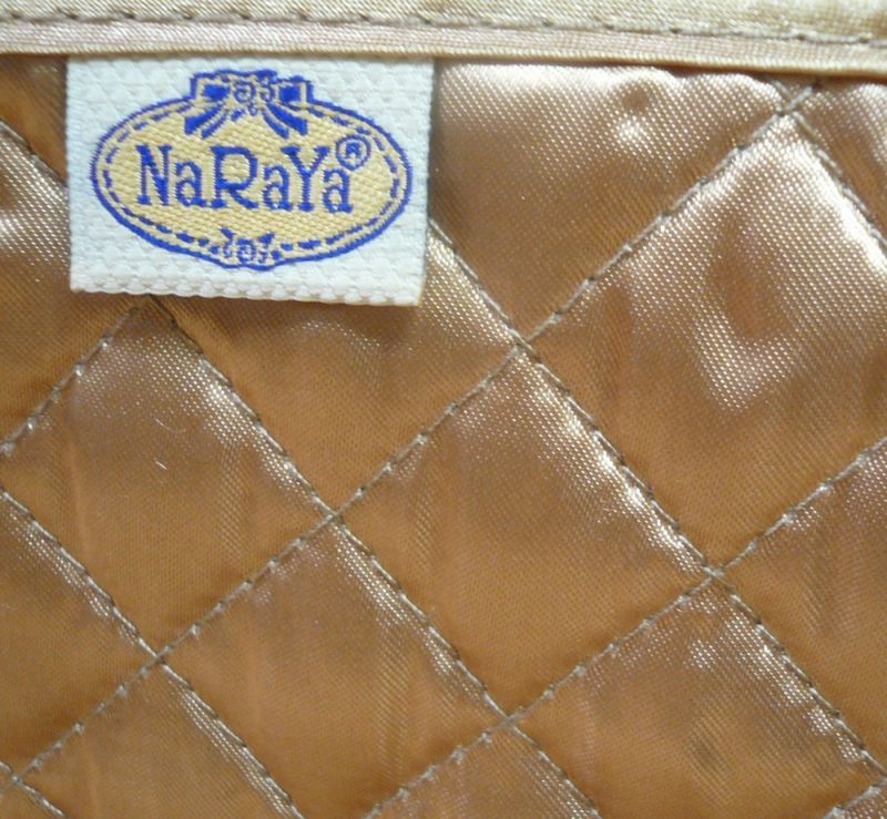 画像: NaRaYa （ナラヤ） ポーチ　3色