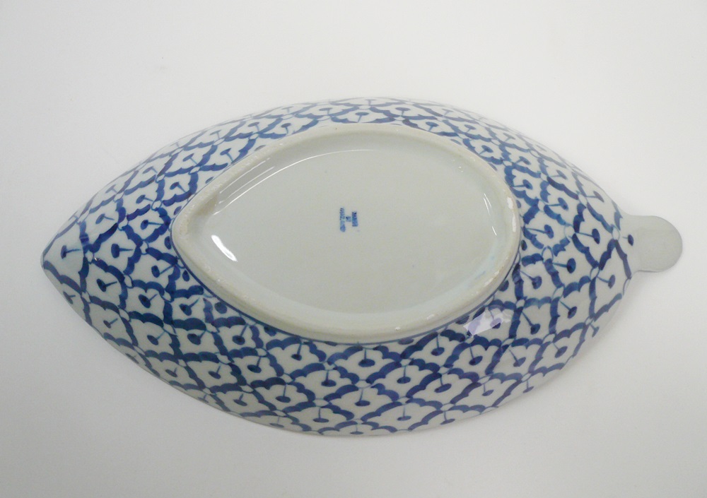 画像5:  青白陶器リーフ 型皿34cm 