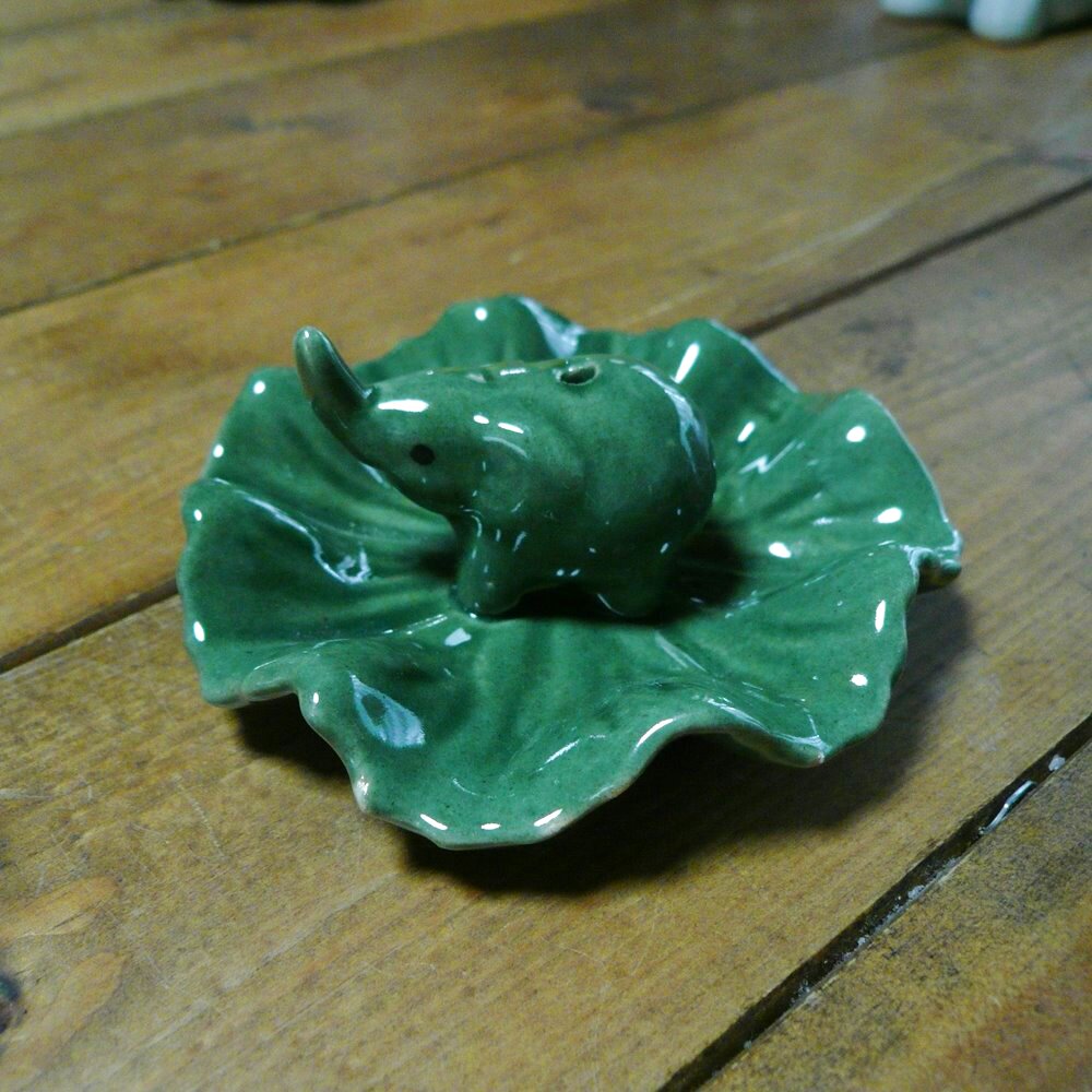 画像1:  タイ雑貨　香炉花象（緑）