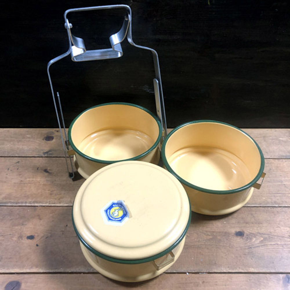 画像: タイ製　ホーロー　黄色3段　弁当箱