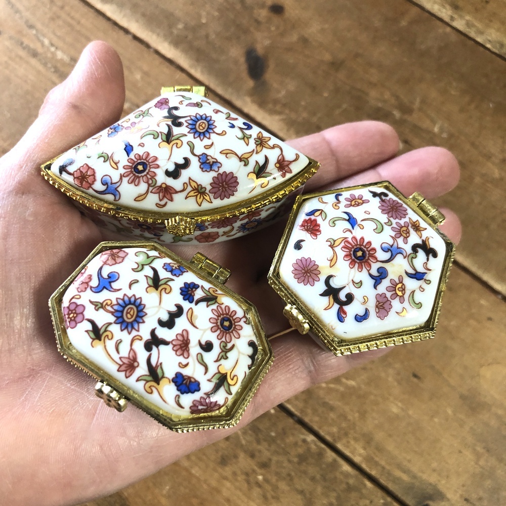 画像: ギフト用品　陶器ケース蓋付き（単品）