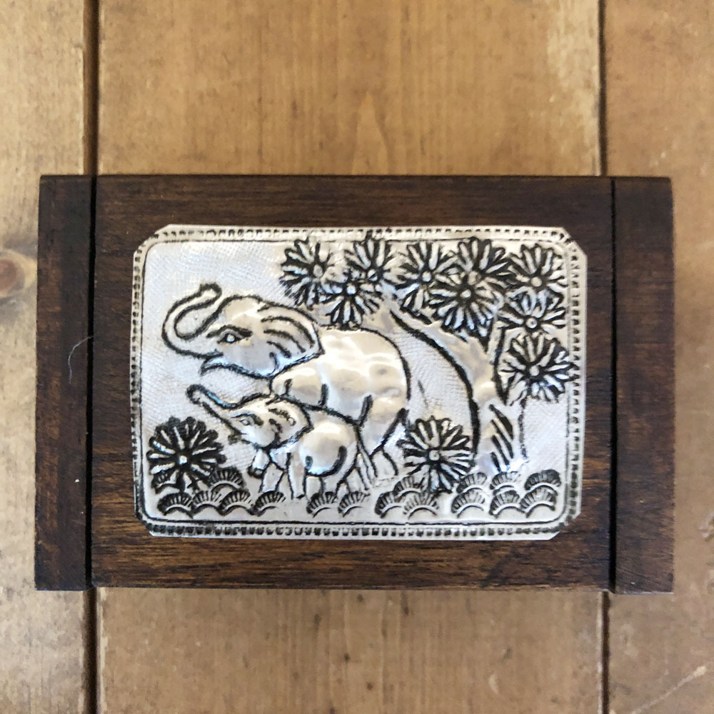 画像2: タイ製　木箱小-A  爪楊枝入れ 