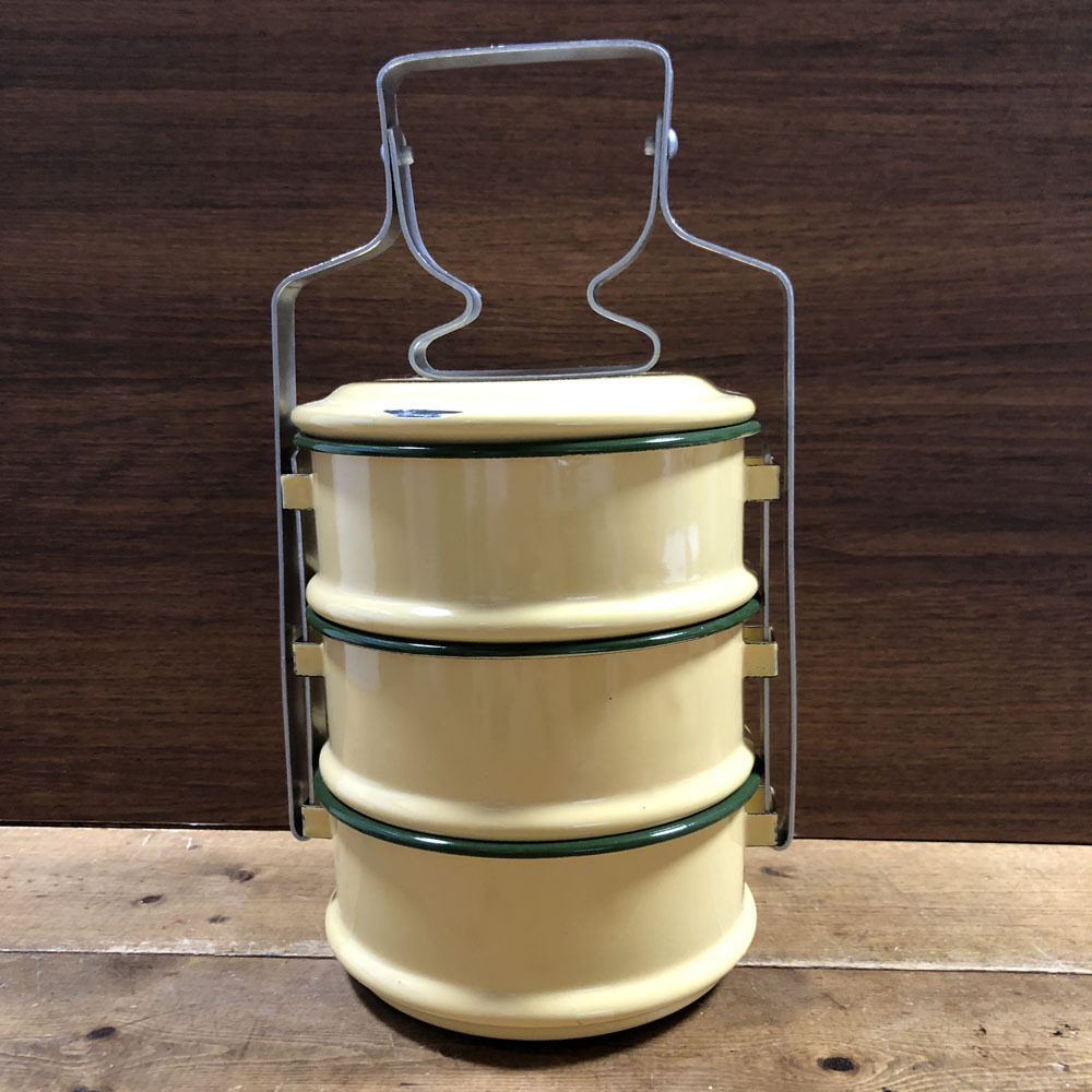 画像1: 【OUTRET】（蓋部分にキズ）ホーロー3段　お弁当箱