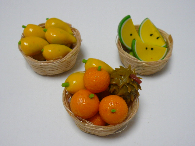 画像: タイ雑貨　果物 カゴ
